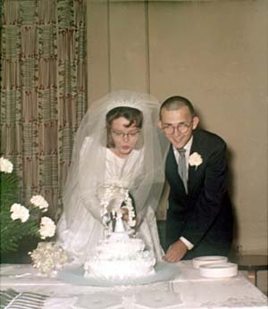 Thomas Andrew and Gladys Edna Wellendorf Black Wedding Photo